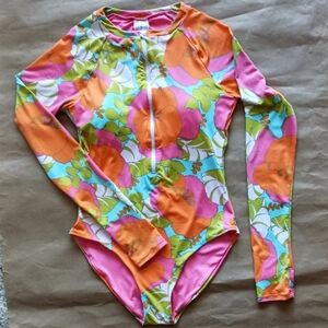 Trina Turk Unworn Playa De Flor Zip Long Sleeve Rash Guard Swimsuit Medium